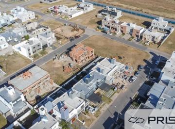 Terreno , Córdoba · 3 Lotes Colindantes - 371.57 m² - San Ignacio Village