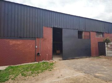Bodega-Galpón · 400m² · Depósito Galpón en Alquiler en Pilar, G. B. a. Zona Norte