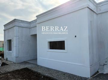 Casa · 184m² · 5 Ambientes · 2 Cocheras · Casa Venta 4 Dorm. 993 m² Barrio San Matías, Escobar, Zona Norte