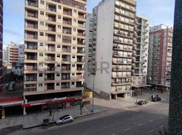 Departamento · 37m² · 2 Ambientes · Departamento 2 Amb. Al Frente en Av Luro