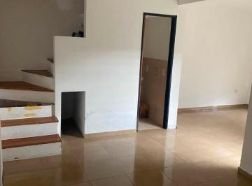 PH · 70m² · 3 Ambientes · PH en Alquiler - 2 Dorm. 1 Baño - 90 m - La Plata
