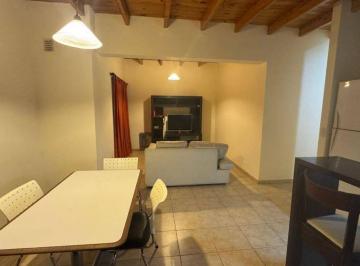 Departamento de 3 ambientes, Villa Nueva · Departamento en Alquiler C/ Cochera en Villa Nueva