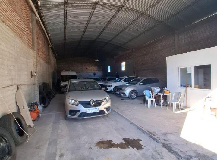 Bodega-Galpón · 227m² · 2 Ambientes