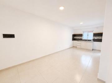 Casa · 70m² · 3 Ambientes · Casa Interna en Venta a m de Facundo Zuviria