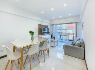 Departamento · 59m² · 3 Ambientes · Venta - Departamento - 3 Ambientes - a La Calle con Balcon - Reciclado y Amoblado