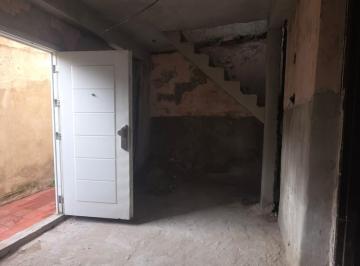 PH · 50m² · 2 Ambientes · PH en Lanús Este Venta
