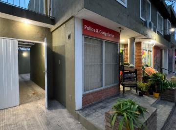 PH de 3 ambientes, Córdoba · PH 2 Dorm con Cochera y Patio con Asador - B° Rosedal