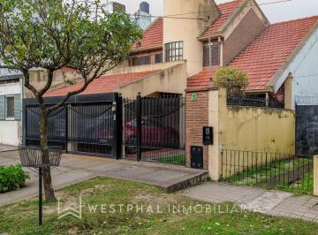 Casa · 205m² · 7 Ambientes · 2 Cocheras · Casa 3 Dorm. con Pileta a m de Av Mate de Luna 2500