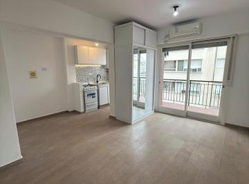 Departamento · 26m² · 1 Ambiente · Monoambiente Reciclado a Nuevo con Balcon y Hermosa Vista. Sobre Rivadavia