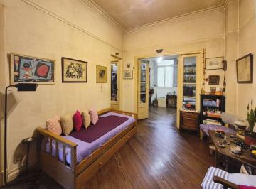 Departamento de 2 ambientes, Balvanera · Departamento de 2 Ambientes Amplios
