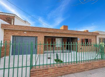 Foto · Casa en Venta 3 Dorm. Excelente Ubicación en Barrio El Trébol