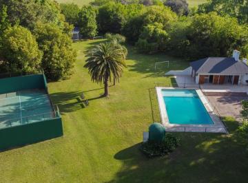 Casa · 160m² · 5 Ambientes · Casa - Ibarlucea