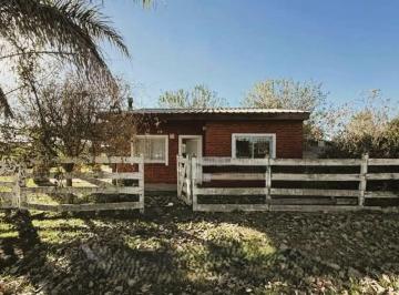 Casa · 66m² · 3 Ambientes · 2 Cocheras · Venta Casa 3 Amb en Gowland Mercedes