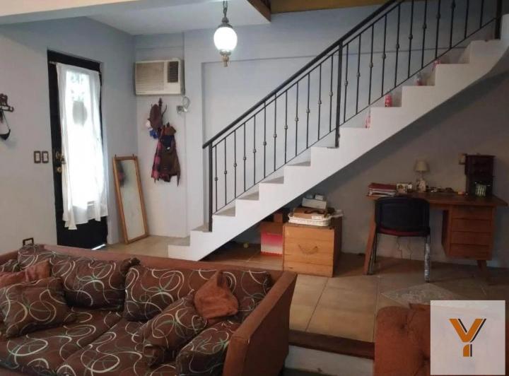 Casa · 200m² · 6 Ambientes
