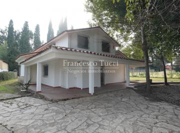 Casa · 150m² · 4 Ambientes · 3 Cocheras · Casa Quinta en Venta 4 Ambientes en Francisco Álvarez
