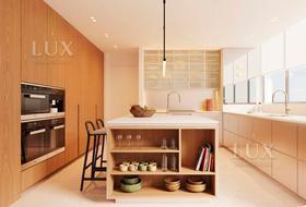 Departamento · 196m² · 5 Ambientes · 2 Cocheras · Departamento en Udaondo 5 Ambientes
