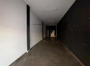 Local comercial · 30m² · Local en Avellaneda