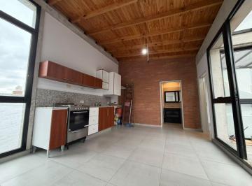 Departamento · 52m² · 3 Ambientes · Departamento de Tres Ambientes Primer Piso Alquiler en Villa Dominico