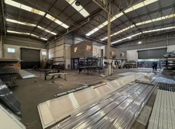 Bodega-Galpón · 900m² · 2 Ambientes · Galpón en Lomas del Mirador