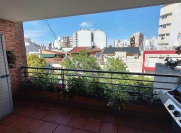 Departamento · 50m² · 2 Ambientes · 1 Cochera · Departamento Moderno Amplio con Cochera Fija.