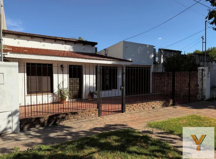 Casa · 150m² · 4 Ambientes · 1 Cochera