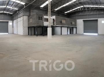 Depósito · 900m² · 2 Ambientes · 5 Cocheras · Depósito 900 m² en Alquiler a 4 Cuadras de Av Gral. Paz en Lomas del Mirador