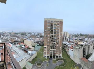 Departamento · 76m² · 4 Ambientes · 1 Cochera · Departamento 4 Ambientes, Venta Parque Patricios
