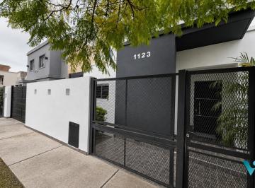 Casa · 176m² · 4 Ambientes · 3 Cocheras · Casa en Venta 4 Ambientes en Ituzaingó Norte
