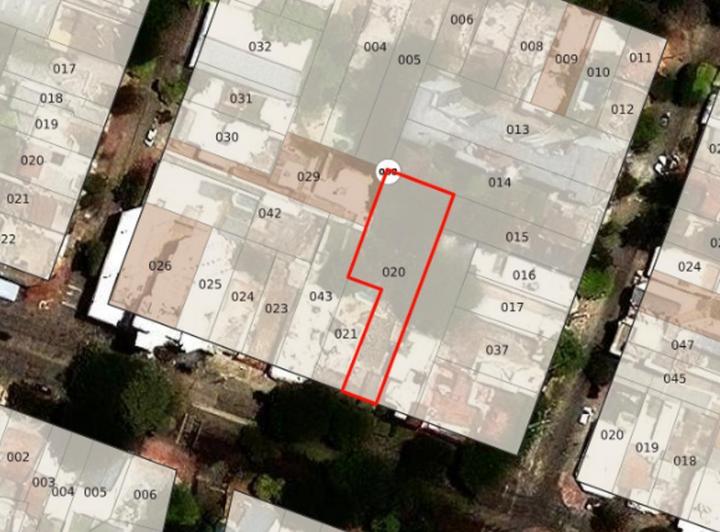 Terreno · 600m² · 1 Ambiente · 1 Cochera