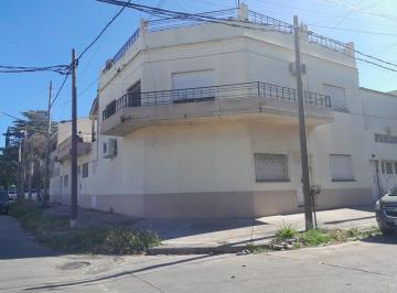 Bodega-Galpón · 209m² · 3 Ambientes · 1 Cochera · Galpon Tablada