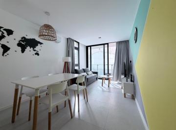 Departamento · 50m² · 2 Ambientes · Departamento 2 Amb Al Contra Frente con Balcon y Patio en Plaza Mitre