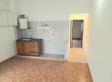 Departamento · 55m² · 2 Ambientes · Alquiler Depto 2 Amb. Amplios, 1 Habit. Cocina/comedor, Balcon Tipo Patio