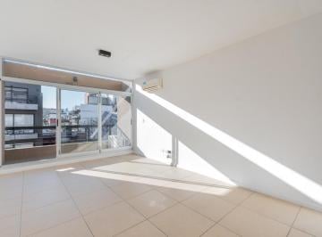 Departamento · 33m² · 1 Ambiente · Venta de Monoambiente Luminoso con Balcón en Saavedra