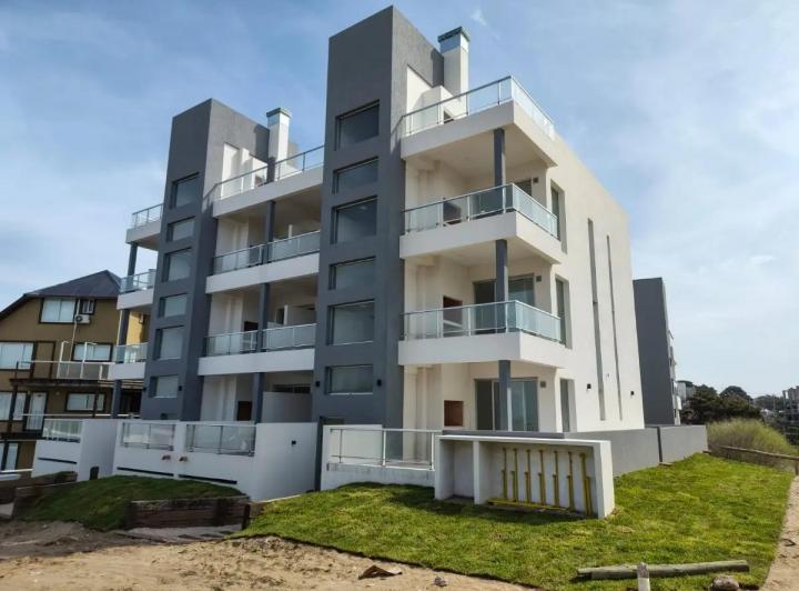 Departamento · 47m² · 3 Ambientes · 1 Cochera