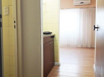 Departamento de 1 ambiente, Centro / Microcentro · Hermoso Monoambiente Luminoso. Seguridad 24 Hs. Apto Prof.