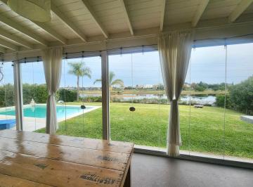 Casa · 160m² · 5 Ambientes · 2 Cocheras · Venta Casa a La Laguna en Villanueva, Tigre, G. B. a. Zona Norte