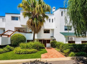 Departamento · 81m² · 3 Ambientes · 1 Cochera · Dormi 3 Amb Frente Al Agua - Barrio Marina del Sol