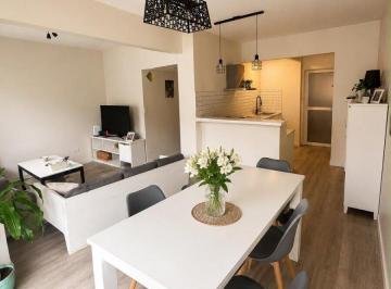 Departamento · 88m² · 4 Ambientes · Venta 4 Ambientes - Recoleta - Reciclado a Nuevo