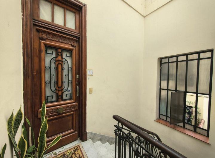 Casa · 73m² · 5 Ambientes · 1 Cochera