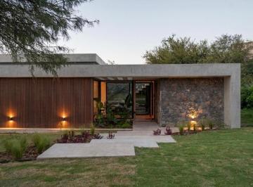 Casa de 9 ambientes, Mendiolaza · El Terron | Casa a Estrenar | Una Planta | 3 Dorm + Escritorio