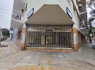 Local comercial · 67m² · Local - Alquiler - Almagro - Esquina