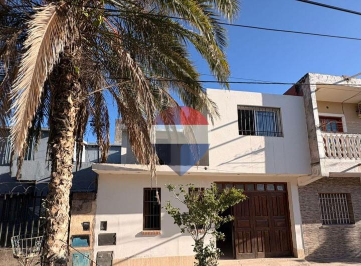 Casa · 108m² · 5 Ambientes · 1 Cochera