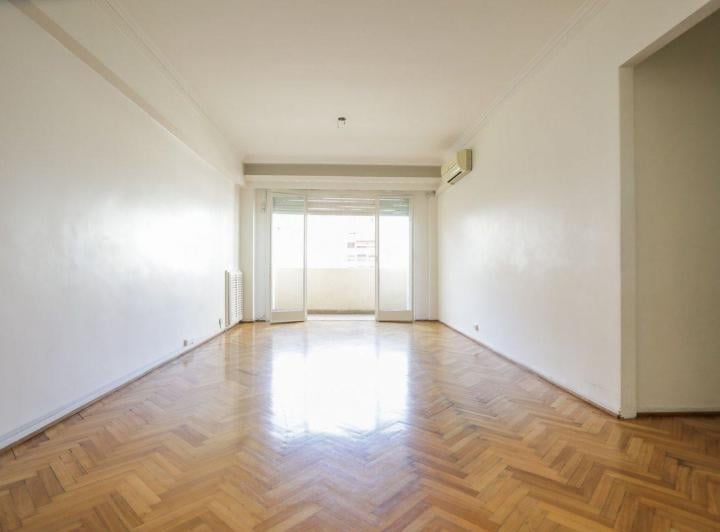 Venta Departamento 4 Ambiente en Caballito Balcon
