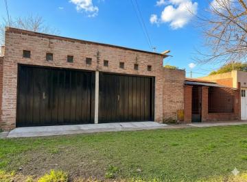 Casa de 2 ambientes, Córdoba · Casa de 187 m² con 1 Dormitorio en Venta en Santa Isabel