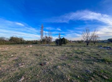 Terreno · 2402m² · Terreno 2400 m² a 50 m de Ruta 11, Victoria