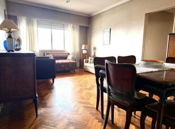 Departamento · 90m² · 4 Ambientes · Excelente Depto en Venta en San Telmo. Alto, Luminoso, Buen Estado. Bernardo de Irigoyen y Garay
