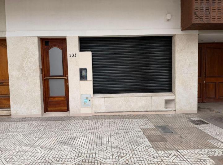 Local comercial · 175m²