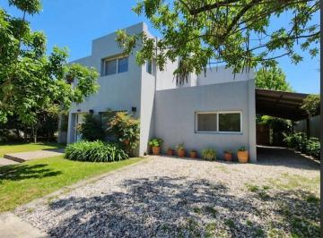 AMN-AMN-4067_2 · Casa en Venta en Villa Olivos