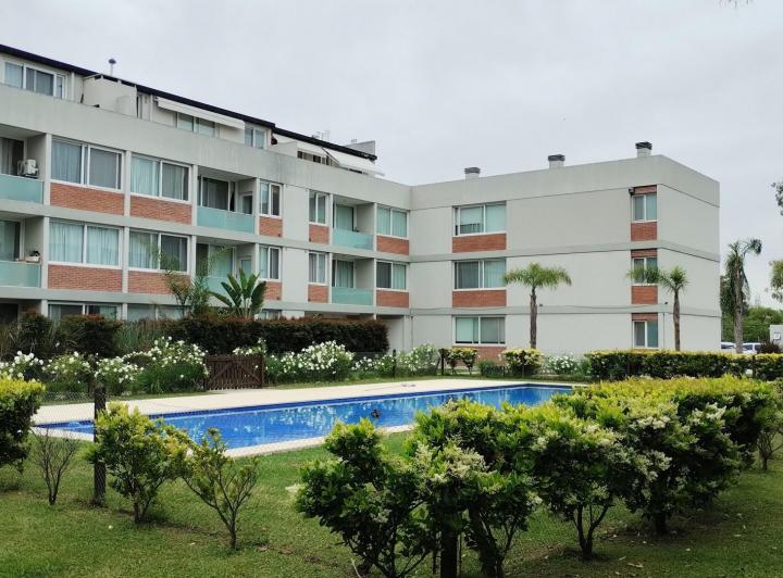 Departamento · 40m² · 2 Ambientes · 1 Cochera