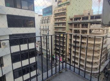 Departamento · 41m² · 2 Ambientes · Alquiler 2 Amb. Luminoso - Gran Balcón - Libertad 400